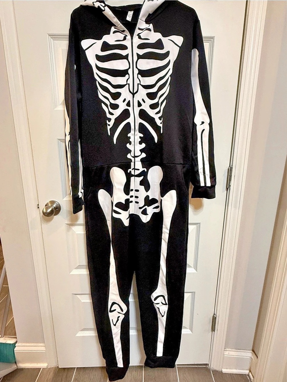 Full Face Skeleton Halloween Costume Adult Large NWT Zip Up